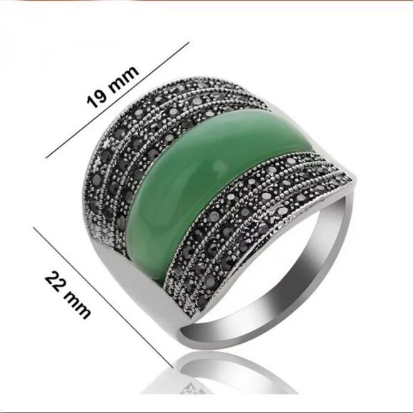 Retro Marcasite Resin Wide Band Ring - Picture 8 of 16